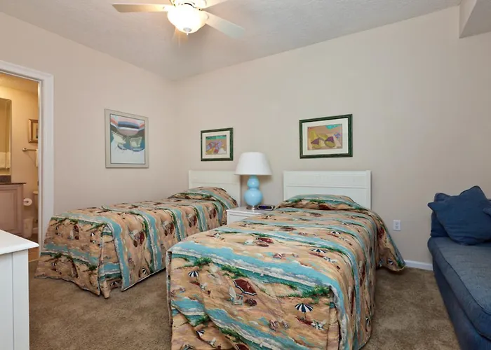 Apartment The Colonnades 1501