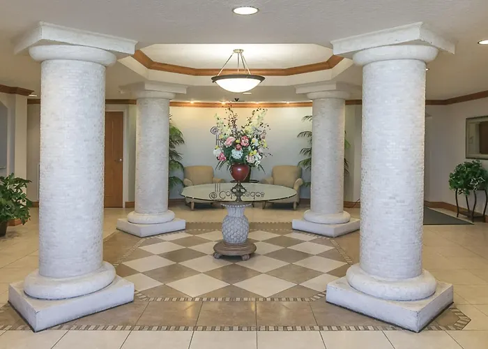 The Colonnades 1501 Apartment